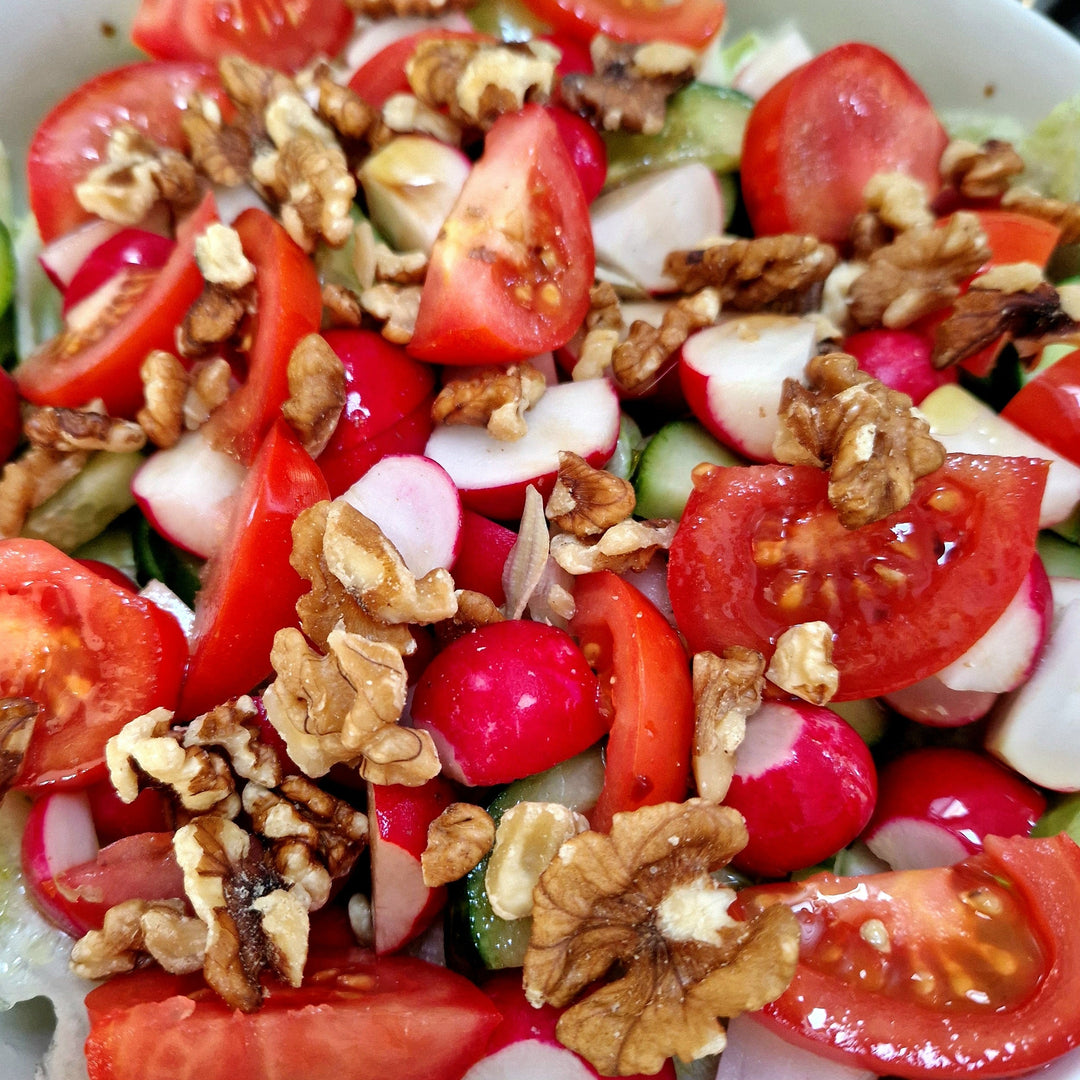 Gemischter Salat mit Walnüssen und Bourbon Vanille Fleur de Sel von ecoFlavor